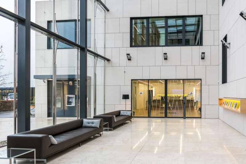 Image 5 : Banques à Leudelange : Banque Raiffeisen