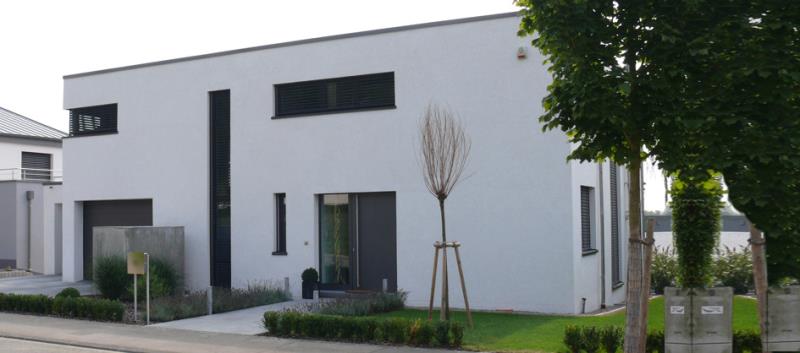 Image 1 : Agence immobilière à Esch-sur-Alzette : Europrom SA